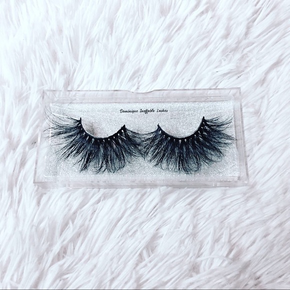 Jazzy Lashes ‼️DEAL‼️ - Picture 1 of 1